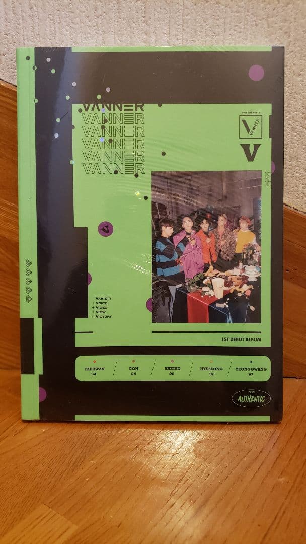 K-POP・アジア VANNER 1st Album: V 1st Album: V : VANNER | HMV&BOOKS online - KTMCD0988