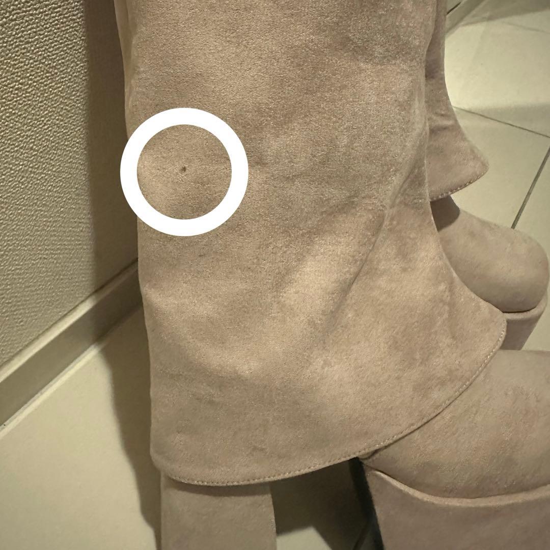 EMODA ルーズフレアカバーフィットブーツ Mサイズ アイボリー - メルカリ