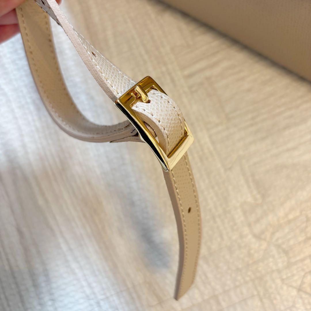 使用1度のみ美品】カルボッティ ベージュ レザー ハンドバッグ