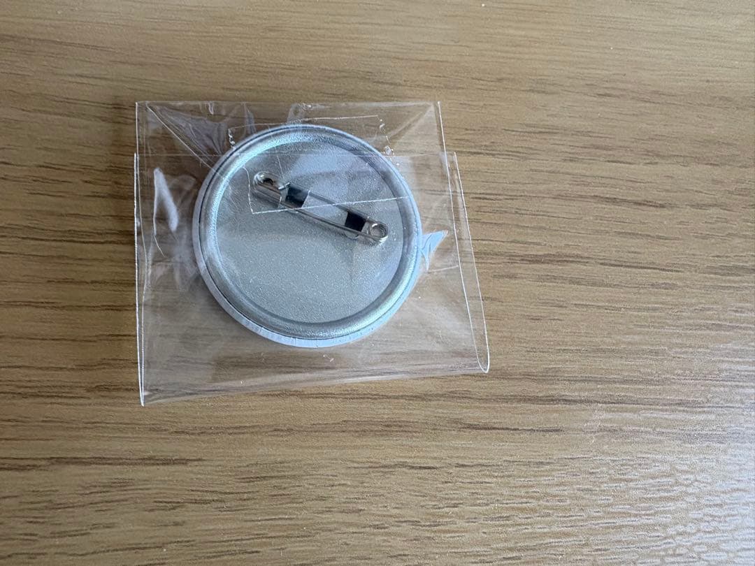 CLANNAD 藤津杏 缶バッジ ② - メルカリ