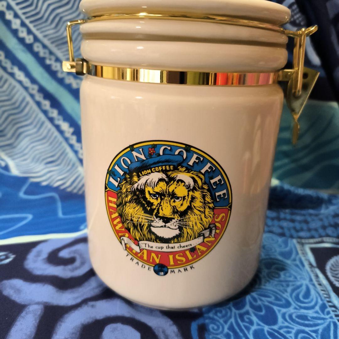 2001年開催のアートイベント 「untitled 2001」アートブック