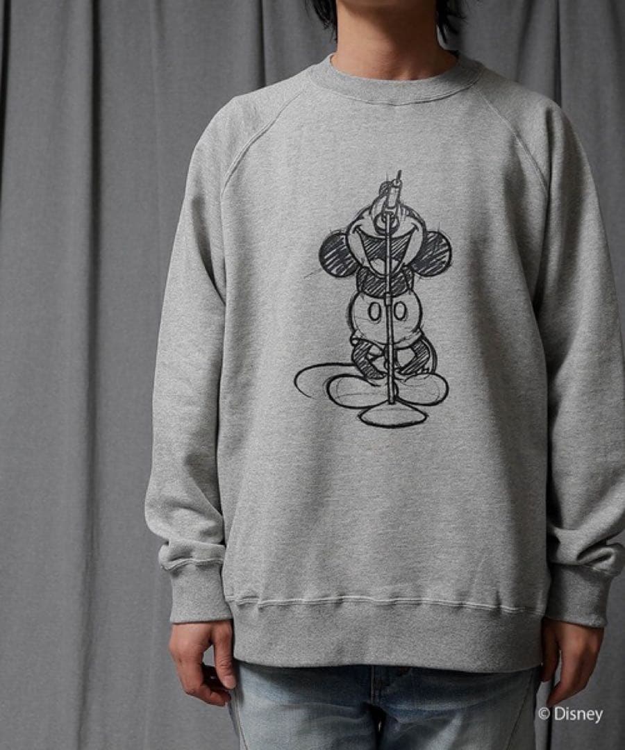 ミッキー　DRAWING OS PULLOVER SWEATSHIRT Women's Mickey Mouse OS Fleece Graphic Pullover Sweatshirt - Brown