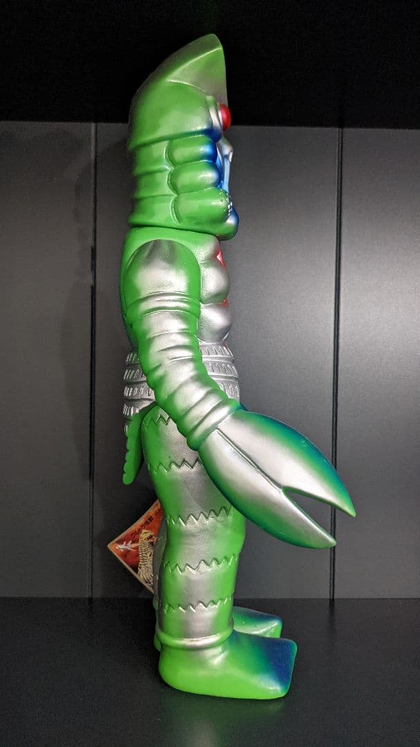 ブルマァク ジャイアントバルタン星人 復刻ソフビ - メルカリ