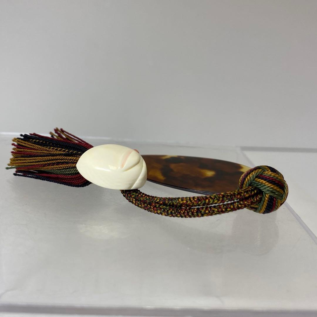 英之在銘 鼈甲に極上ウサギ 根付 8g 東さ8-0104☆2F