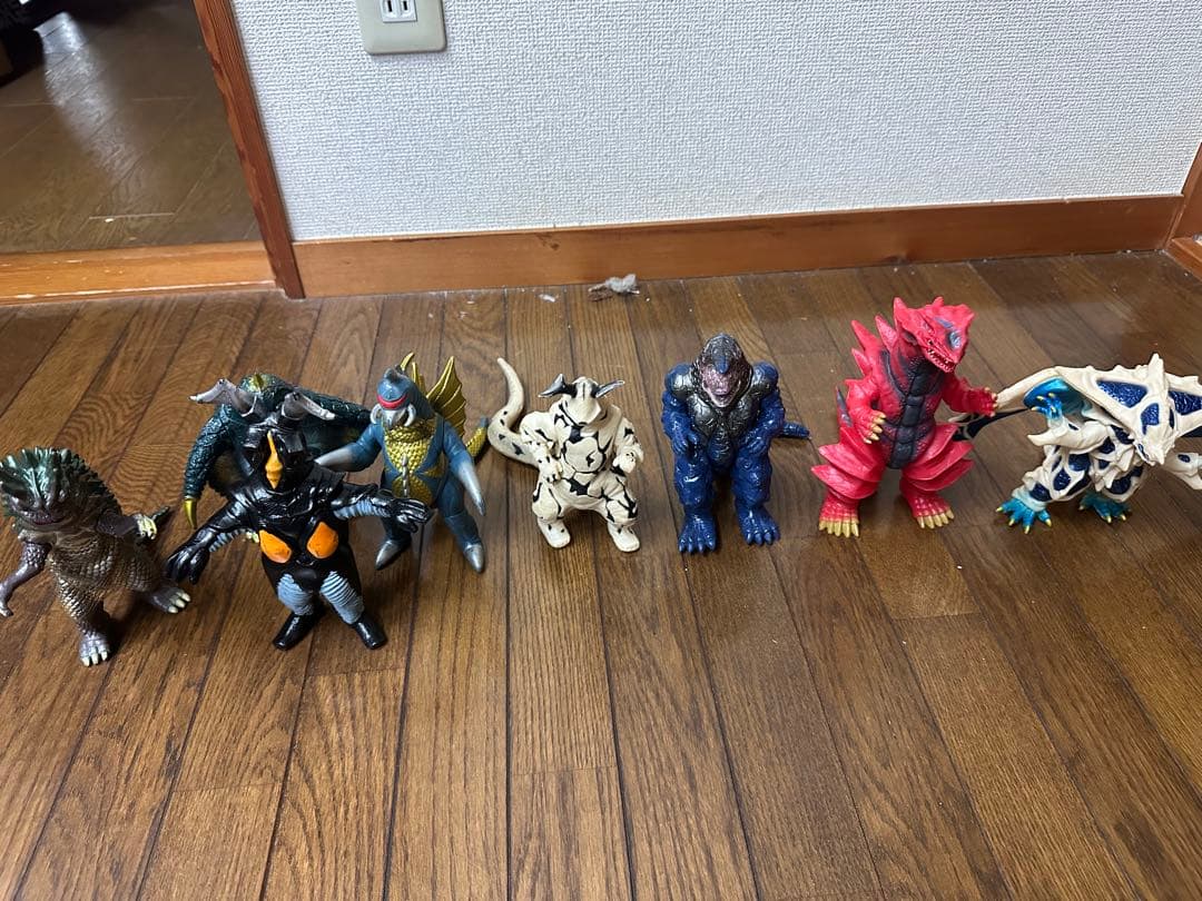 ウルトラマン 怪獣フィギュアセット　9体 最終価格 ウルトラ怪獣 500シリーズ ソフビ 他9体セット ①