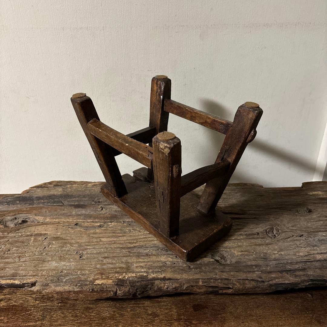 朝鮮 李朝 中国 その1 木製小さな踏み台 肘掛 花台 スツール 古民具 骨董