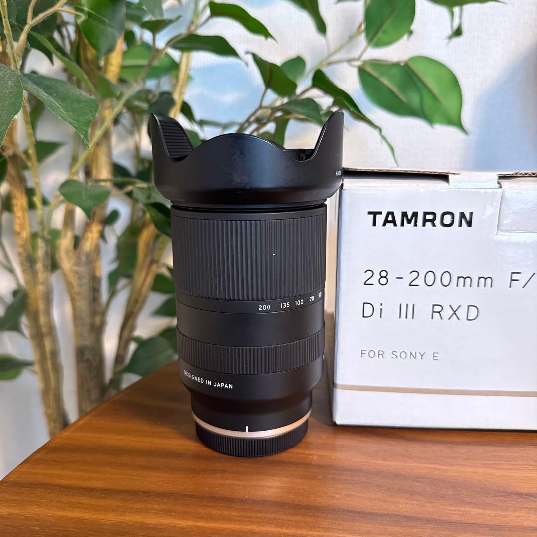 デジタルカメラ TAMRON 28-200mm F2.8-5.6 Di III RXD