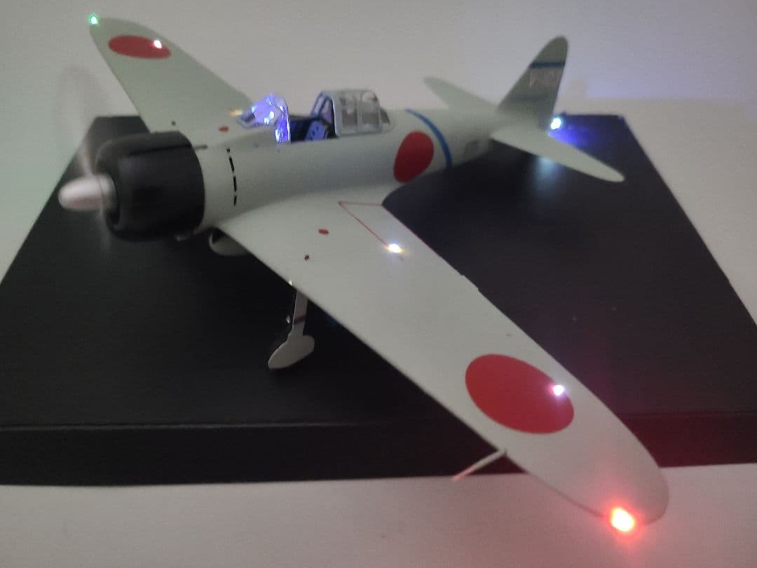 マギウス 零式艦上戦闘機21型 坂井三郎乗機 リアルモーターライズ完成品 零式艦上戦闘機21型 坂井三郎乗機リアルモーターライズ完成品 - メルカリ