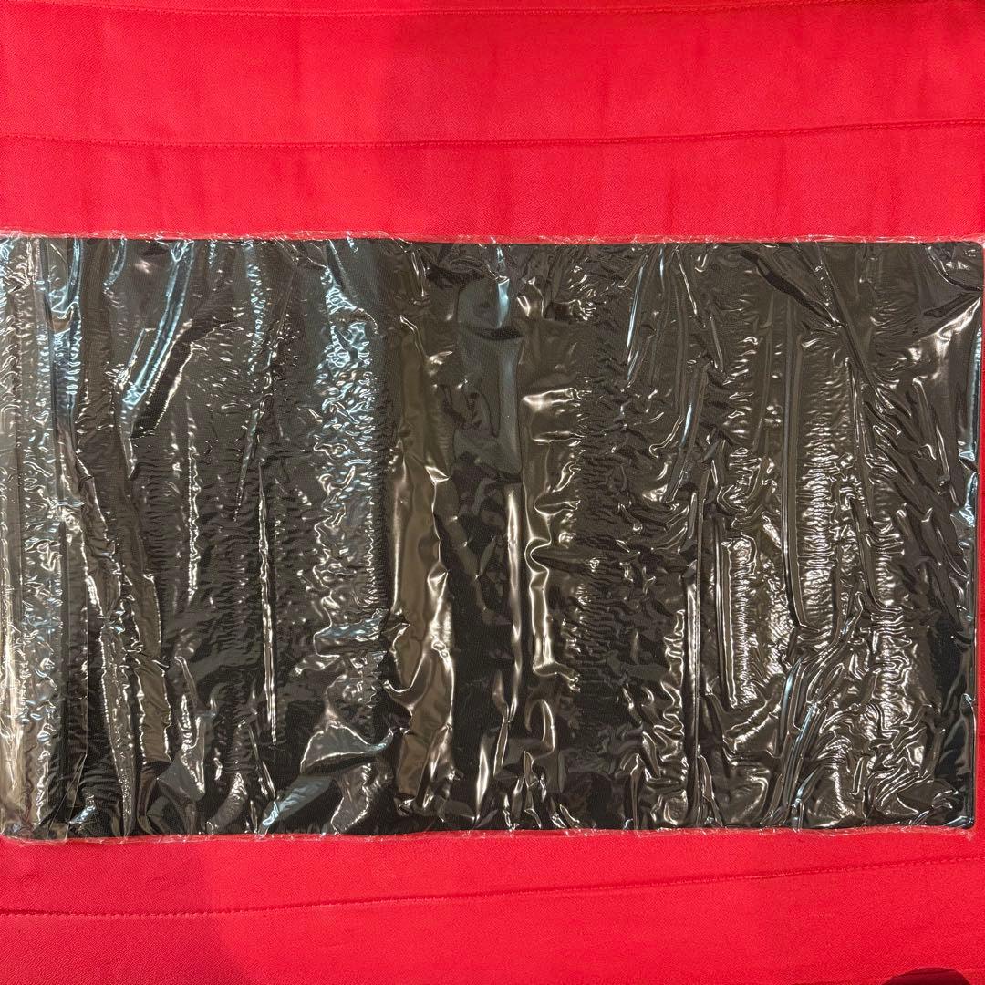 特価】遊戯王 青眼の白龍 プレイマット 未開封 韓国限定 - メルカリ