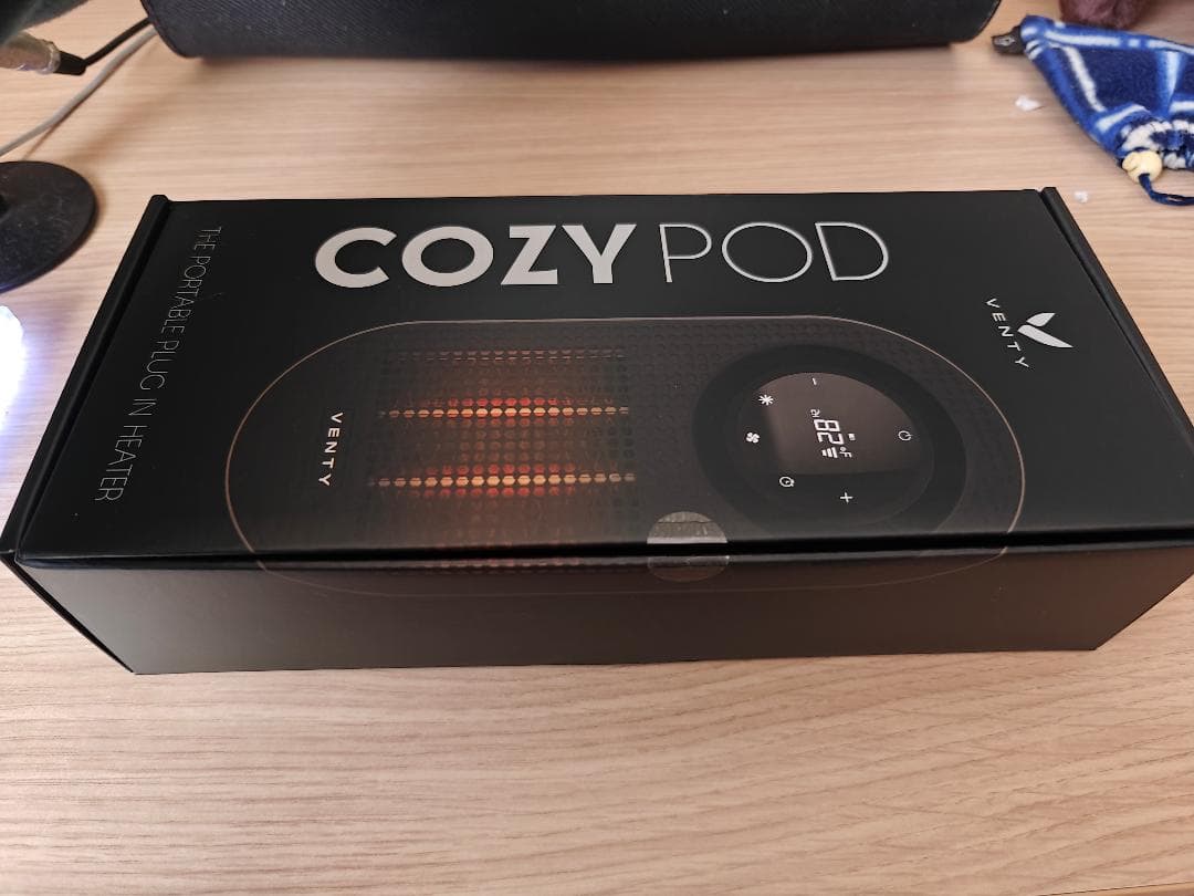 プラグインヒーター CozyPod - メルカリ