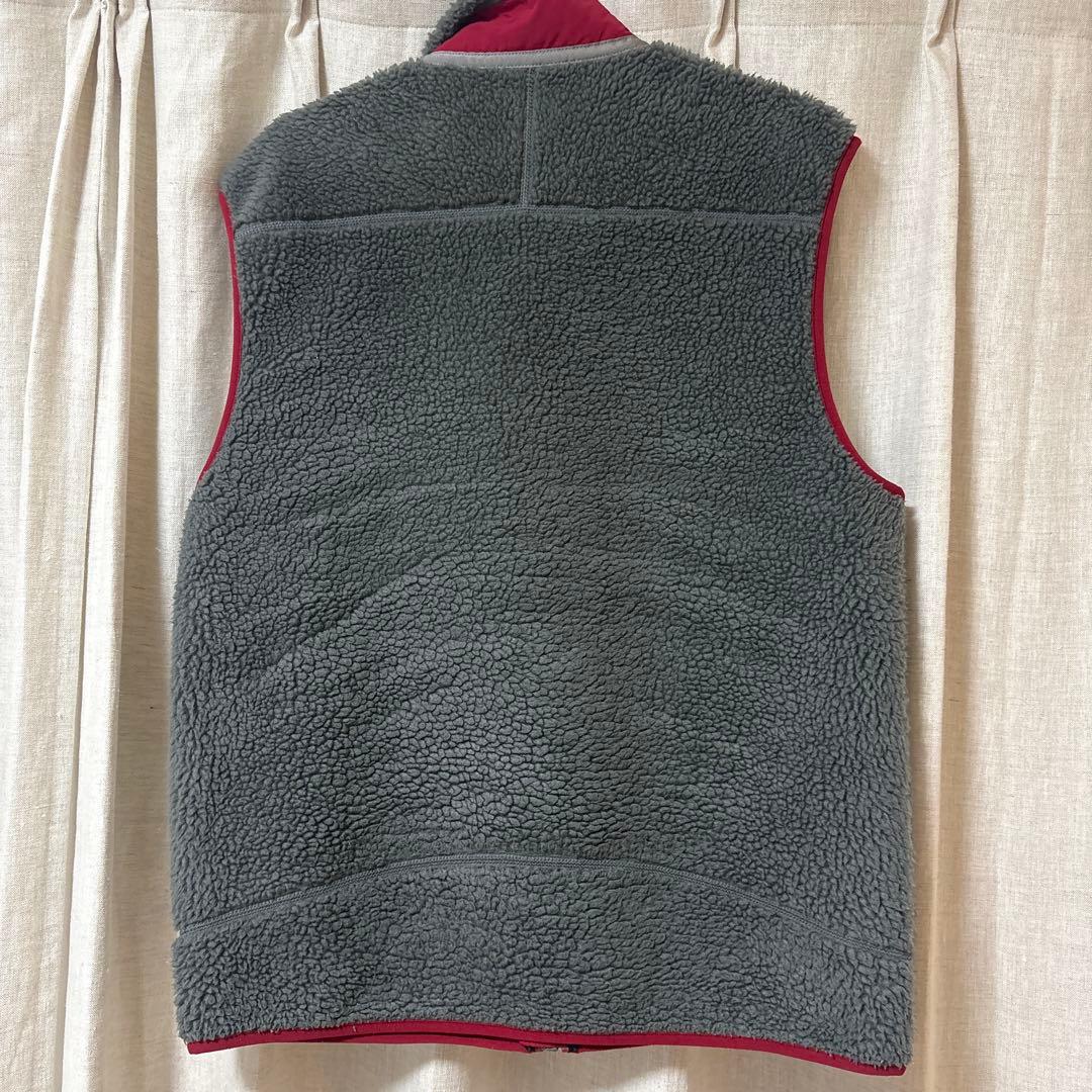 パタゴニア レトロXベスト グレー×エンジ 好配色 - メルカリ