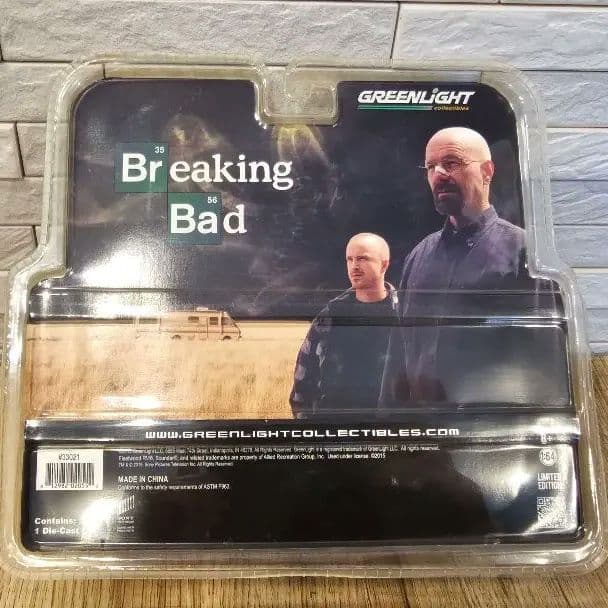 グリーンライト キャンピングカー ミニカー Fleetwood Bounder - メルカリ