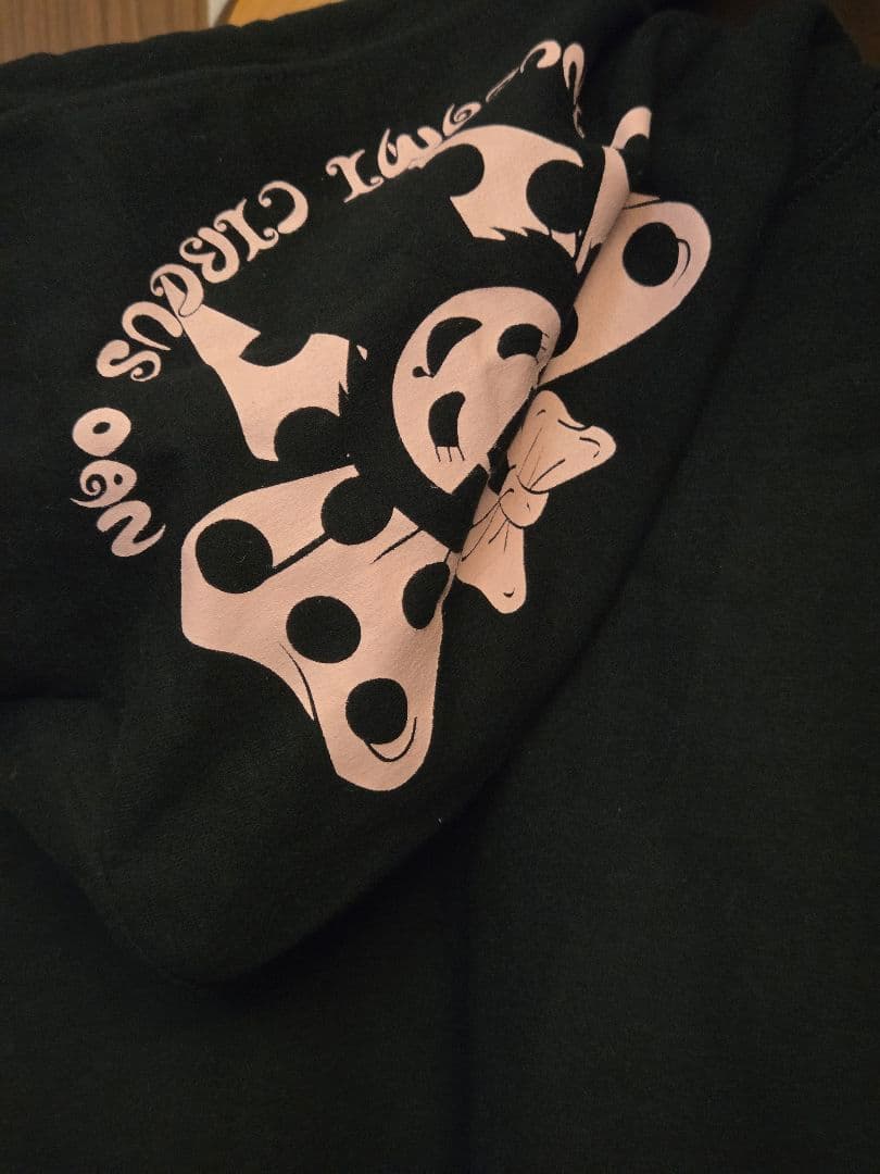 犬神サーカス団 黒 ジップパーカー 犬神凶子 サイズL - メルカリ