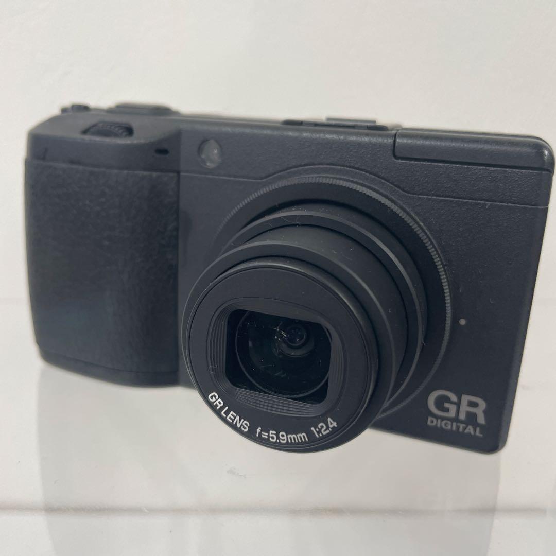 RICOH GR DIGITAL 2　コンパクトデジタルカメラ　オールドコンデジ 編集後記 『オールドコンデジがブームらしいので「RICOH GR DIGITAL II
