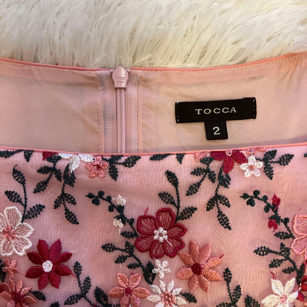 トッカワンピース 花柄の総刺繍 ピンク TOCCA - メルカリ