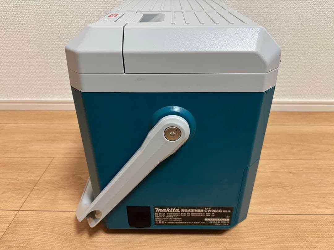 マキタ 保冷庫 保温庫 冷蔵庫 即日発送 cw003gz - メルカリ