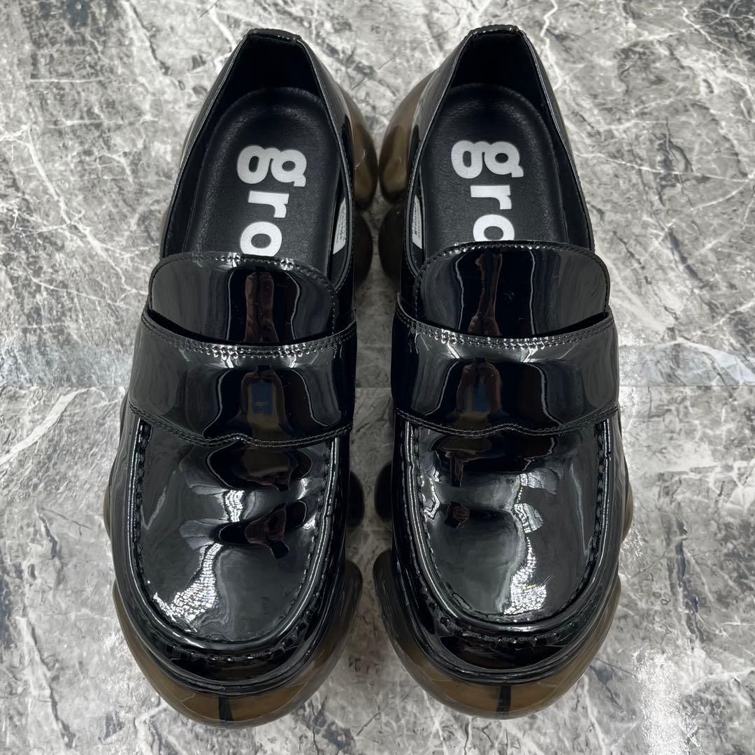 美品 グラウンズ ジュエリー ローファー 26 ブラック エナメルレザー