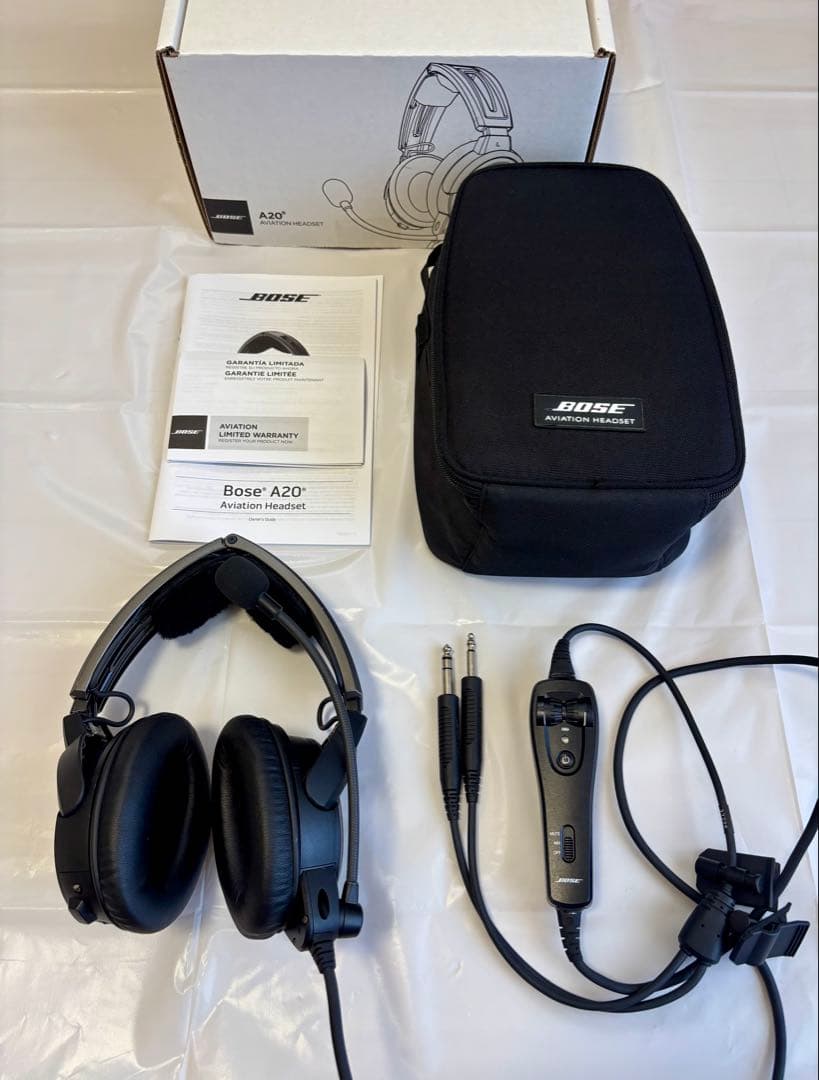 BOSE A20 aviation headset 飛行機用 Bose A20 Aviation Headset with Bluetooth | Bose