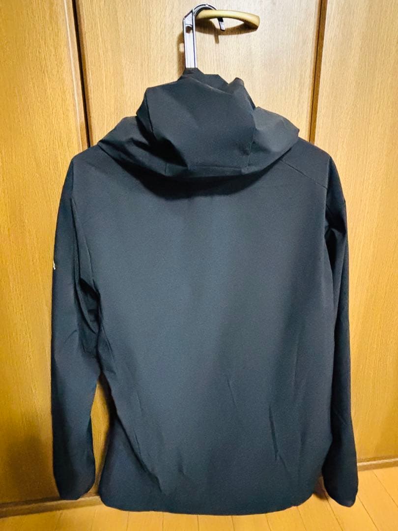 F.C.Real Bristol FCRB ナイロンジャケット Mサイズ 黒