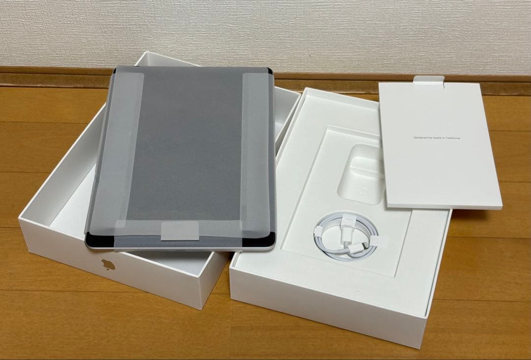 iPad 第9世代（MK2L3J/A） 10.2inch 64GB その①