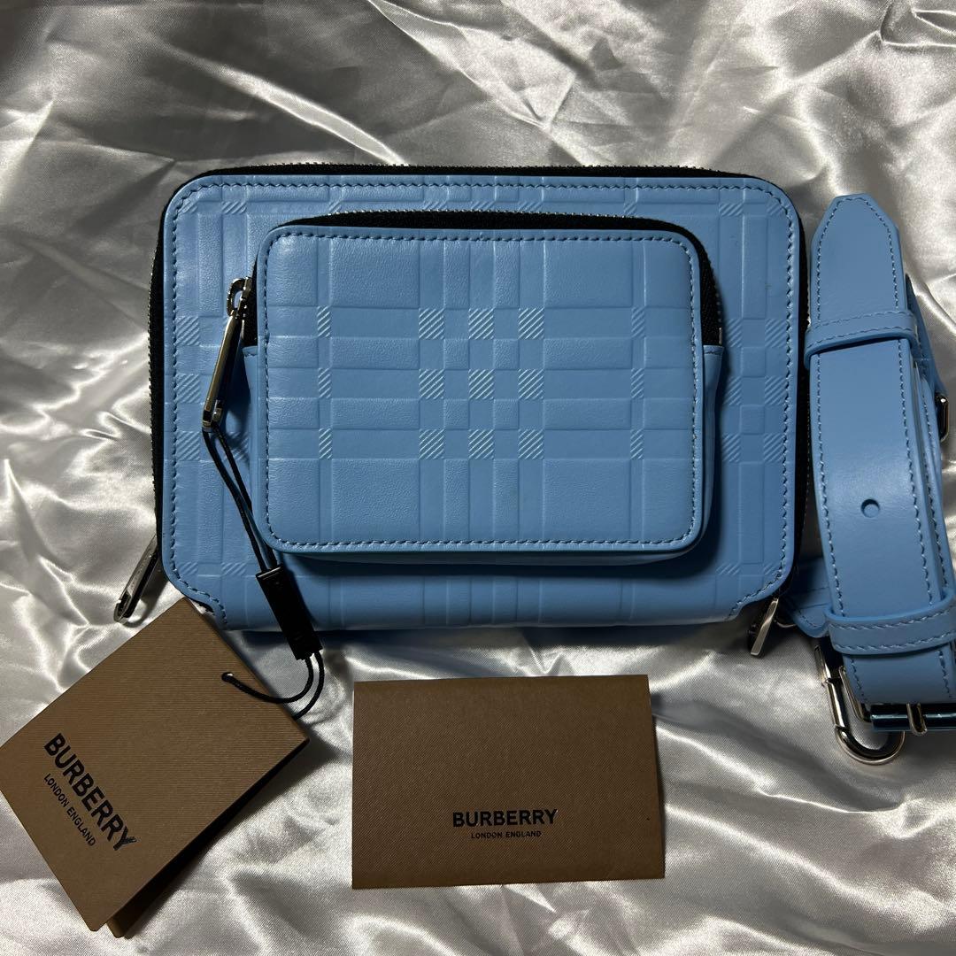 未使用 バーバリーロンドン ユニセックス水色 クロスボディバッグ