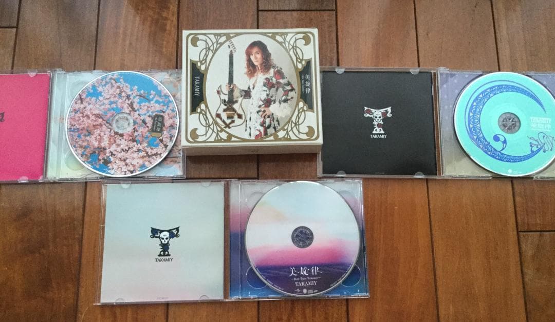 『美旋律』☆3形態セット☆（CD＋ボーナスCD＋ボーナスDVD）Takamiiy