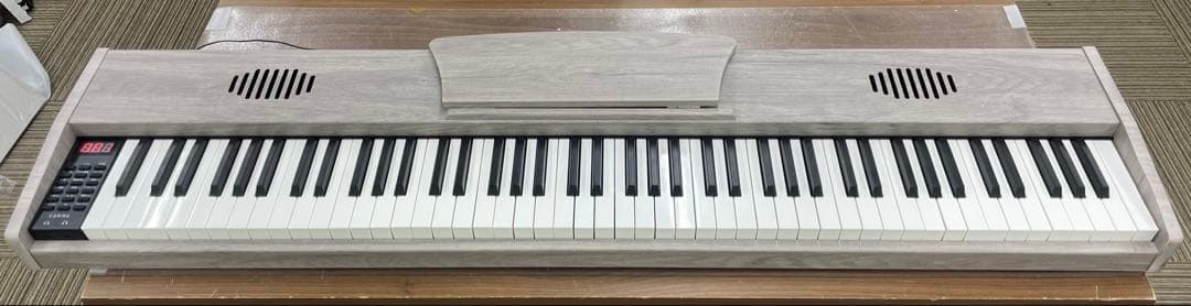 スタンド付き 電子ピアノ88鍵盤 給電タイプ 木目調ボディ グレー