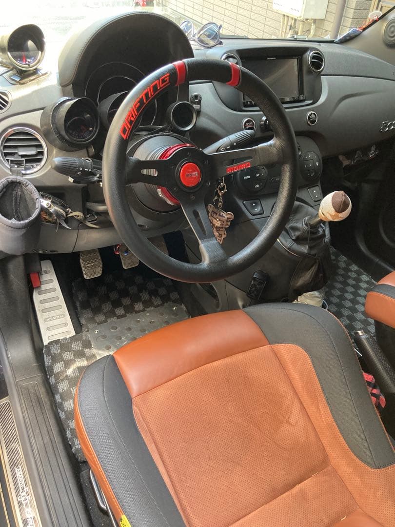 アバルト595 OMP ボス・momoステ・NRGクイックリリース・レバー - メルカリ