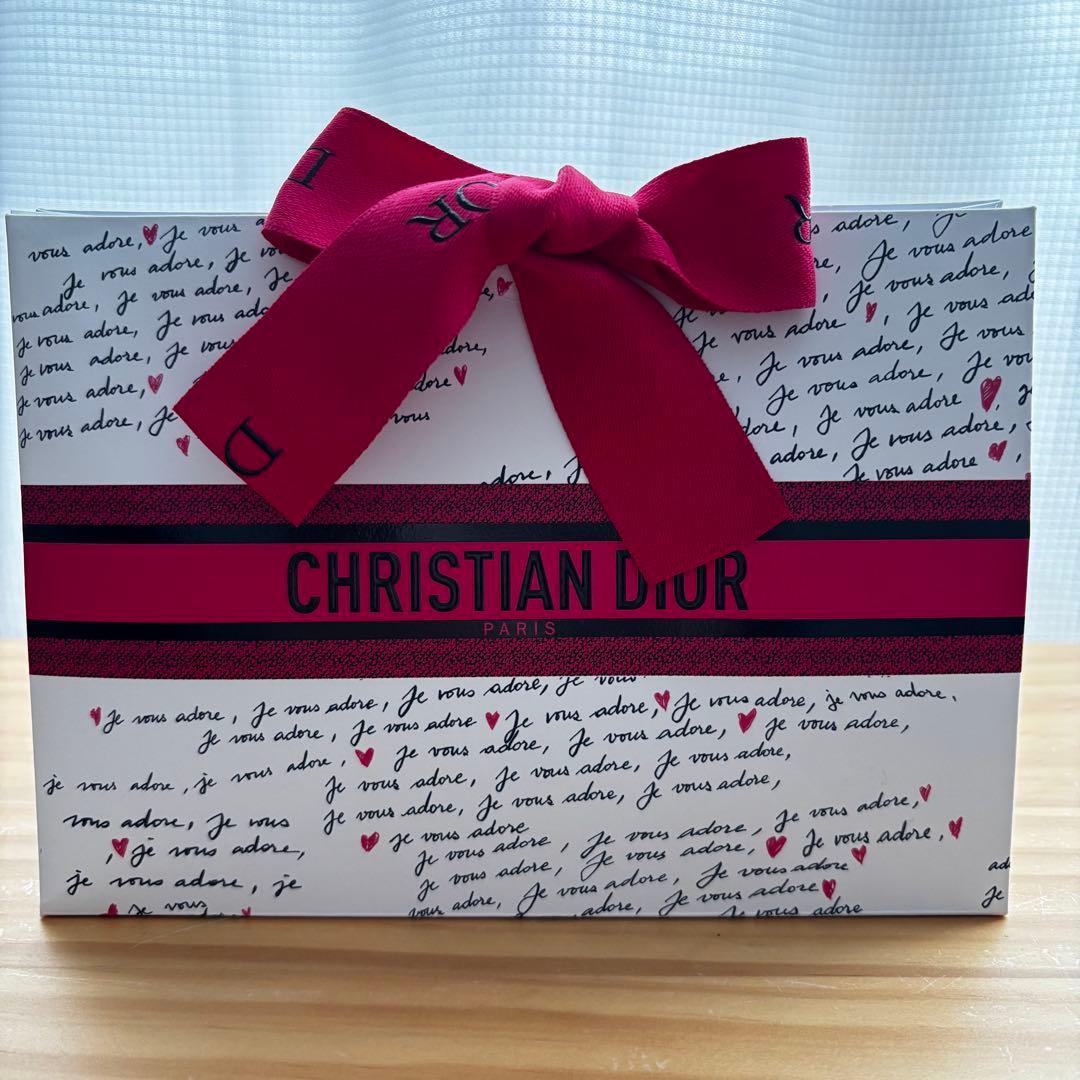 DIOR ディオール 2026年 バレンタイン ギフトラッピング ギフト
