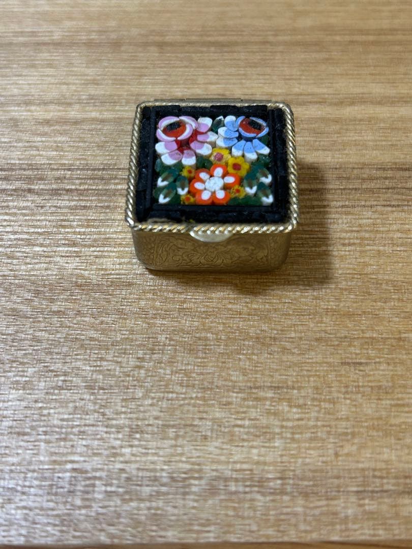 イタリア マイクロモザイク ピルケース - メルカリ