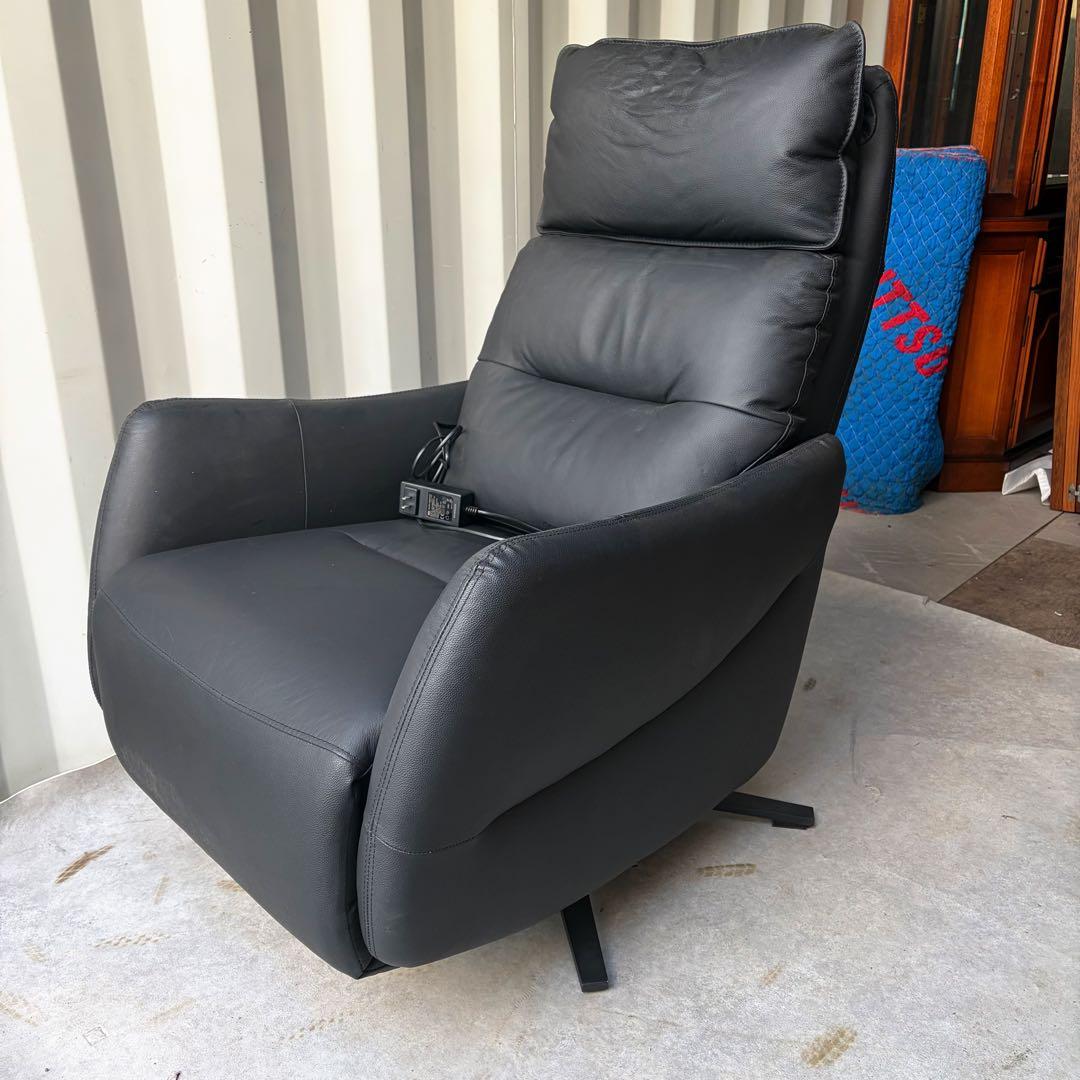 取付無料！ニトリ 2モーター 本革ダークグレー電動リクライニング