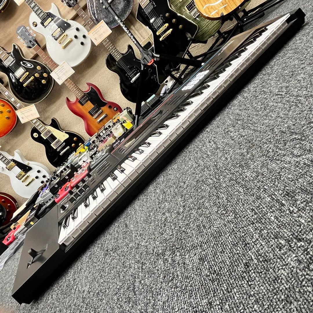 11185】Roland JUNO-DS 61鍵シンセサイザー - メルカリ