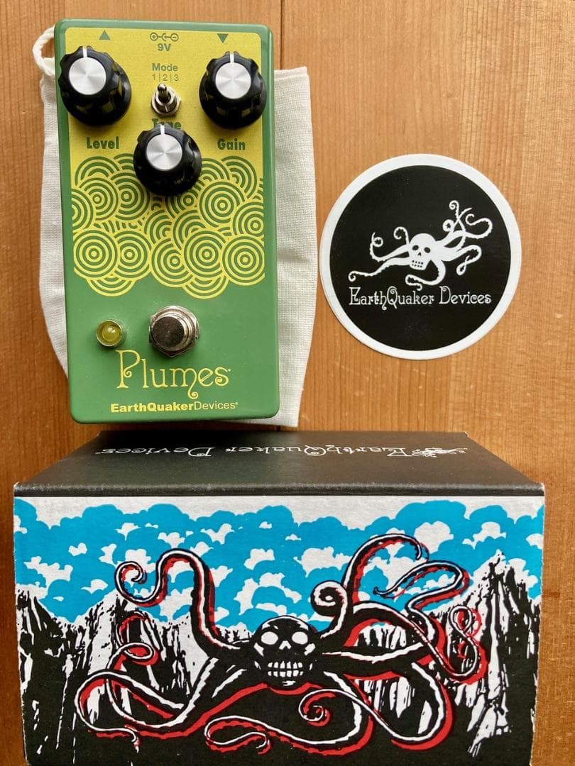 ギター EarthQuaker Devices Plumes Plumes Small Signal Shredder — EarthQuaker Devices