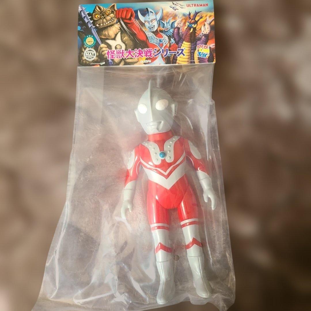 怪獣大決戦シリーズ MATシリーズ ゾフィー メディコム・トイのソフビ「MAT」シリーズに「ゾフィー」が降臨