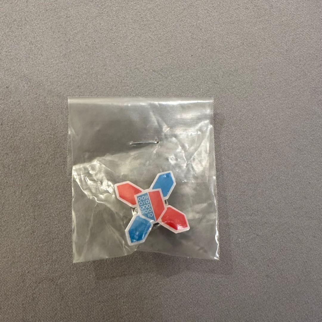 大阪関西万博 ルクセンブルク ピンバッジ 非売品 激レア - メルカリ