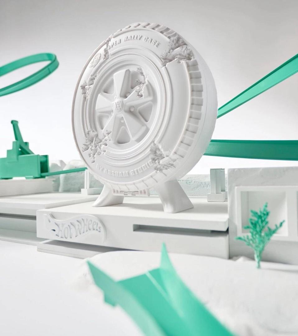 新品 Arsham Rally Case コレクターセットPorsche 930 Daniel Arsham, Porsche 930 et Rally Case, 2023- LYNART STORE