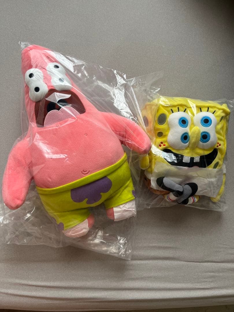 ユニクロ スポンジボブ パトリック ぬいぐるみ - メルカリ