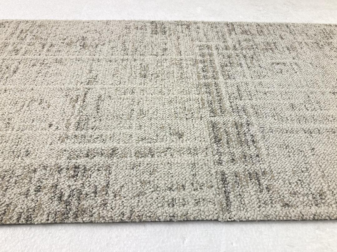 アムル様お引取り専用 タイルカーペット 新品・未使用 国内メーカー