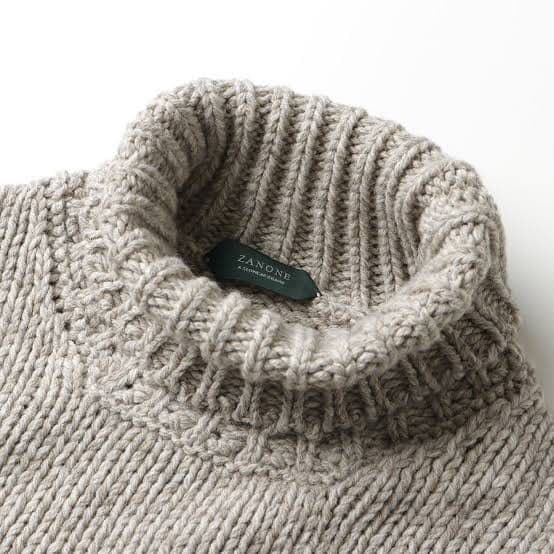 ZANONE YAK-turtle neck【44】新品 - メルカリ