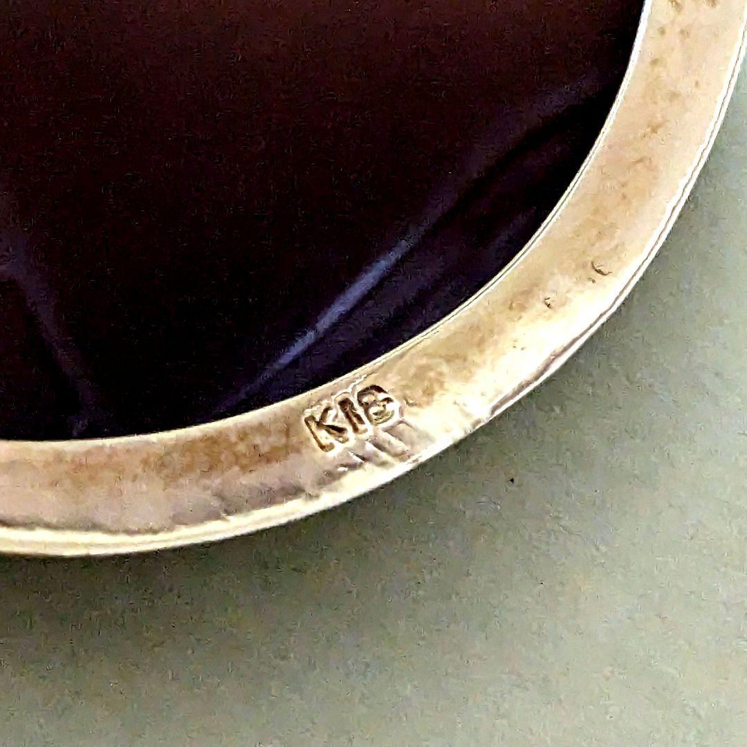 18金 天然シェルカメオブローチ 長さ74㎜重さ29g 作家サイン入 - メルカリ