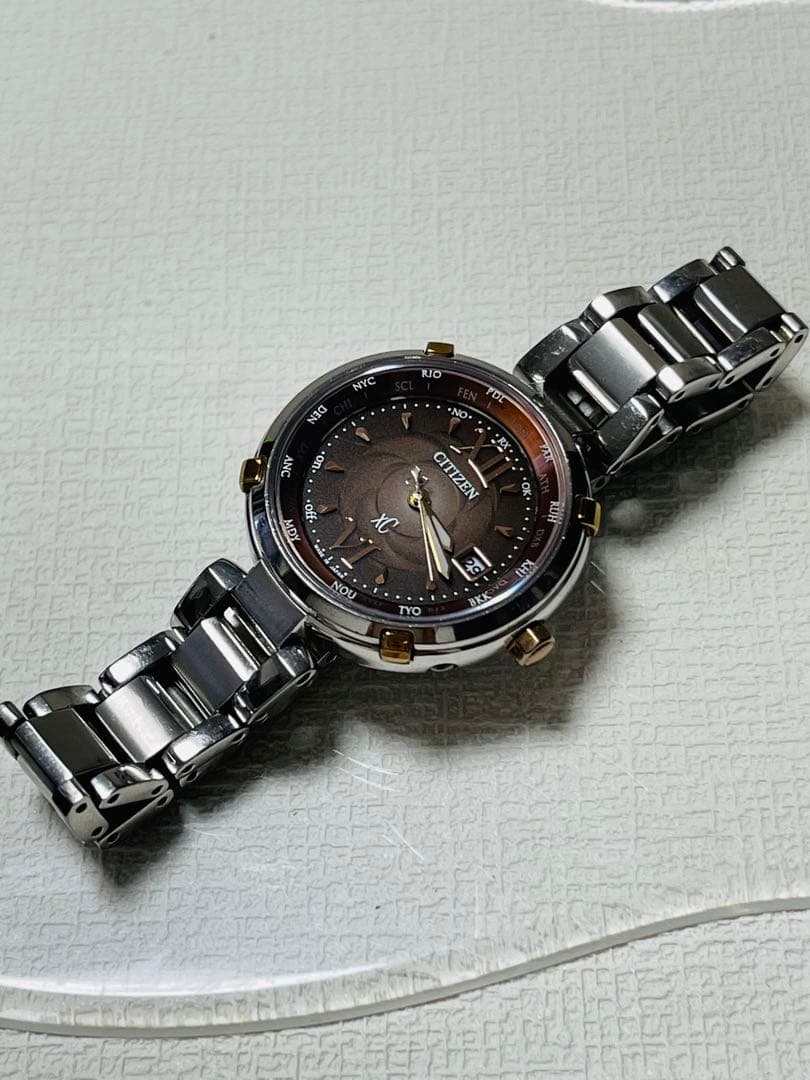 クロッシー xC ティタニアライン ブラウン電波ソーラー H240 稼働品