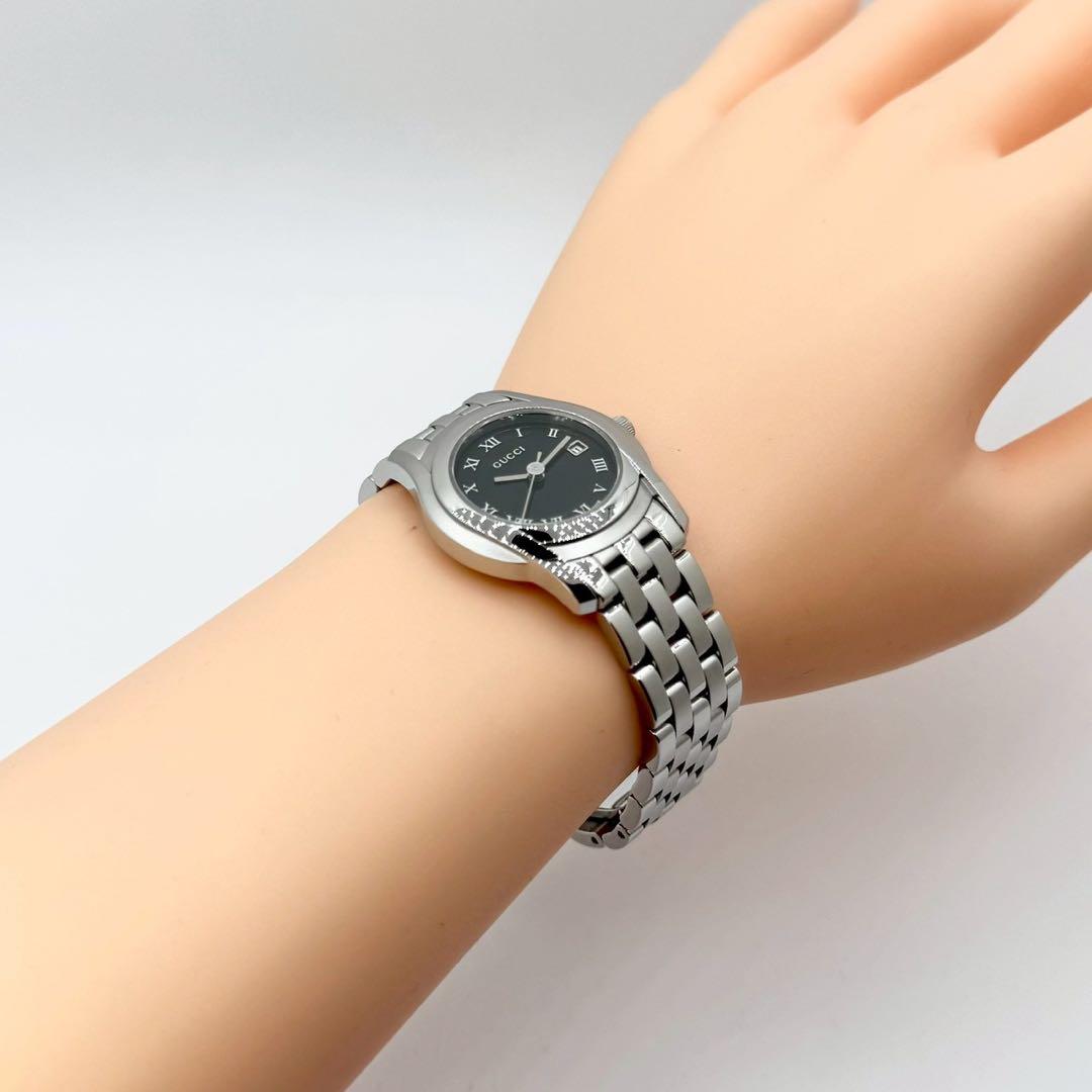 未使用品✨新品電池交換✨稼働 GUCCI 5500L デイト ローマン 黒文字盤