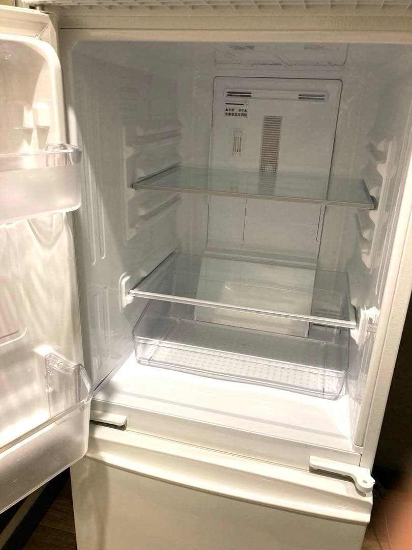 美品☆左右開きSHARP冷凍冷蔵庫SJ-C14E-W☆白☆ - メルカリ