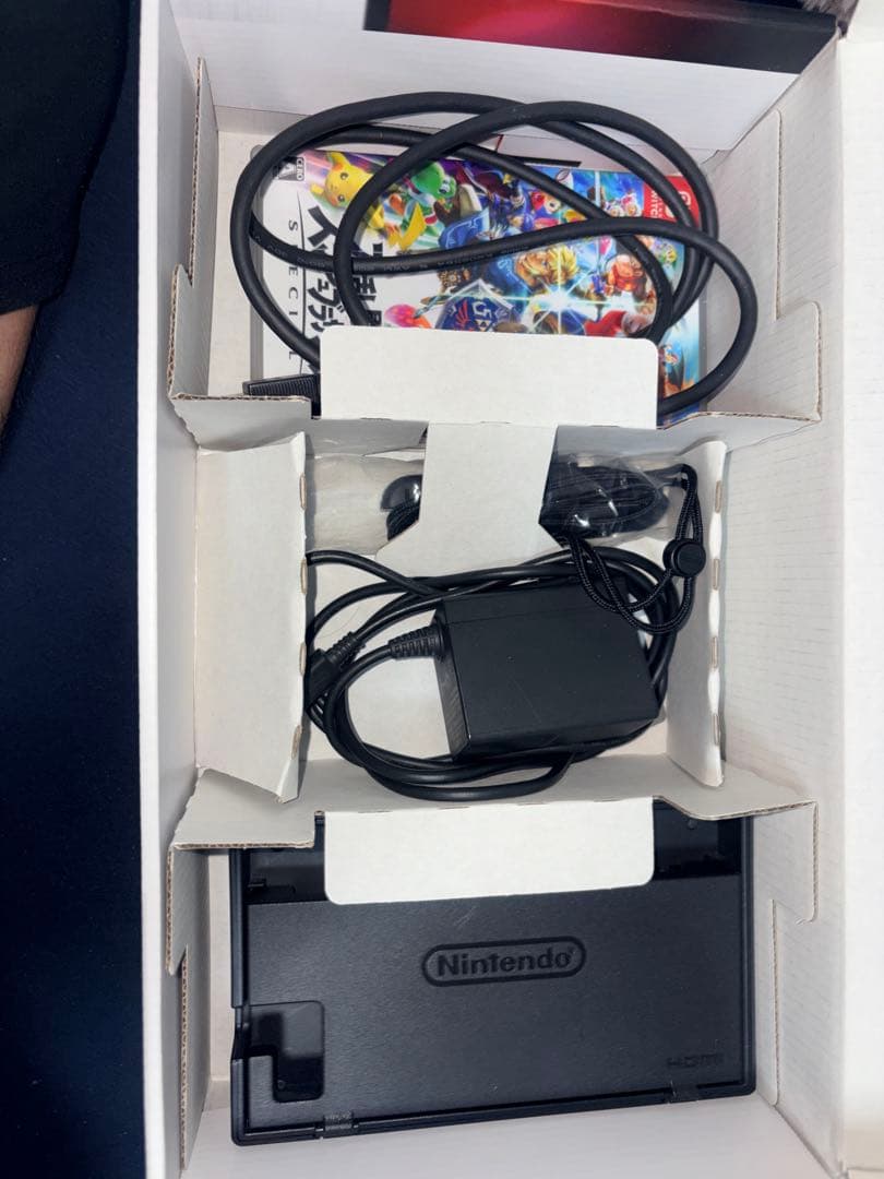 任天堂Switch Red/Blue 充電器、接続用機器 90GB スマブラ付 - メルカリ