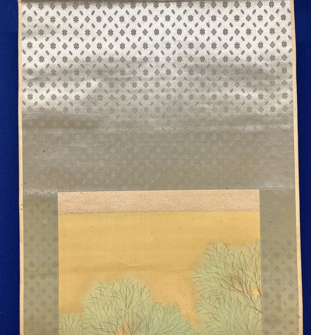 真作/春堂/田家之春図/人物/絹表装/布袋屋掛軸A-332