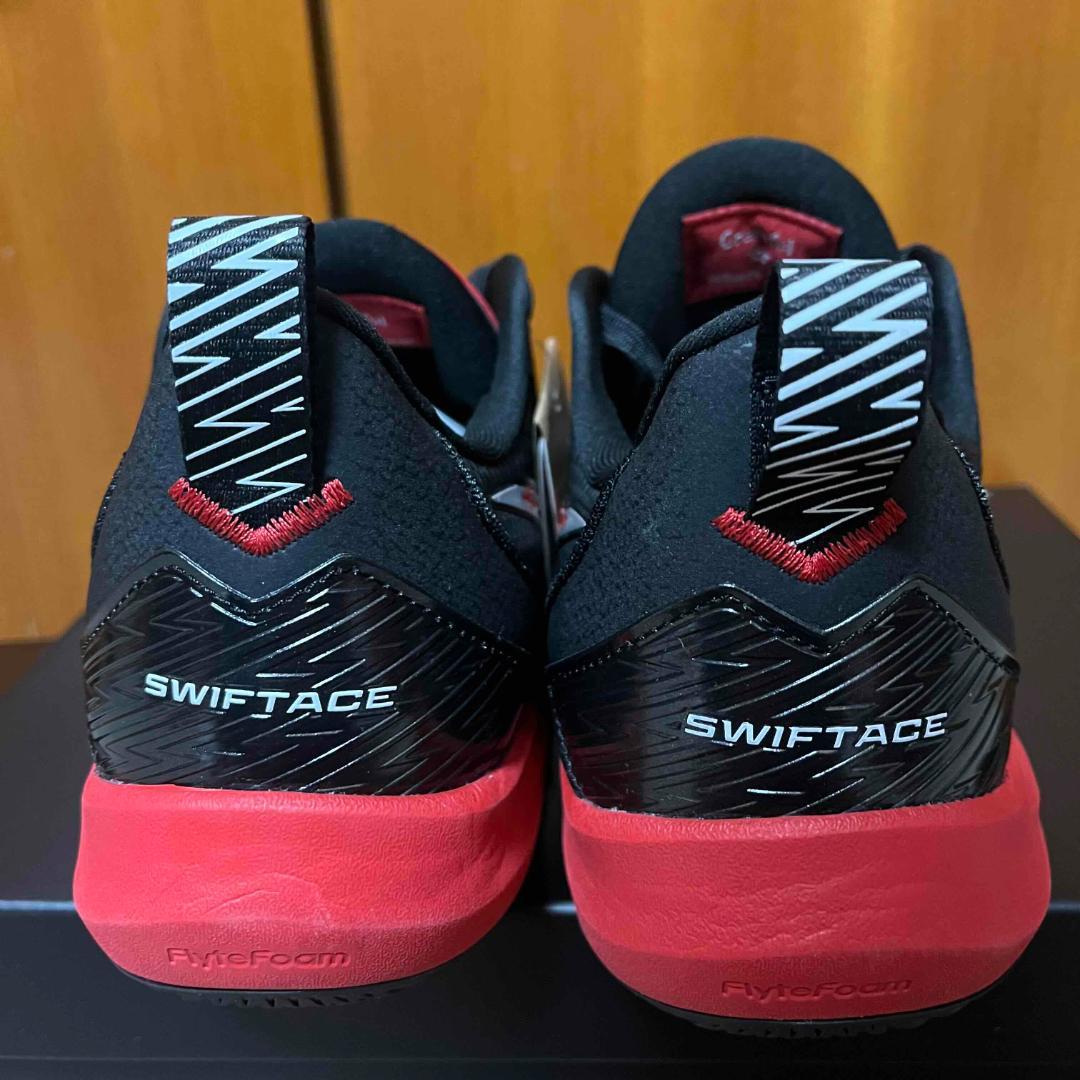 アシックス SWIFTACE YUKI 26.5センチ 河村勇輝 ブルズカラー - メルカリ