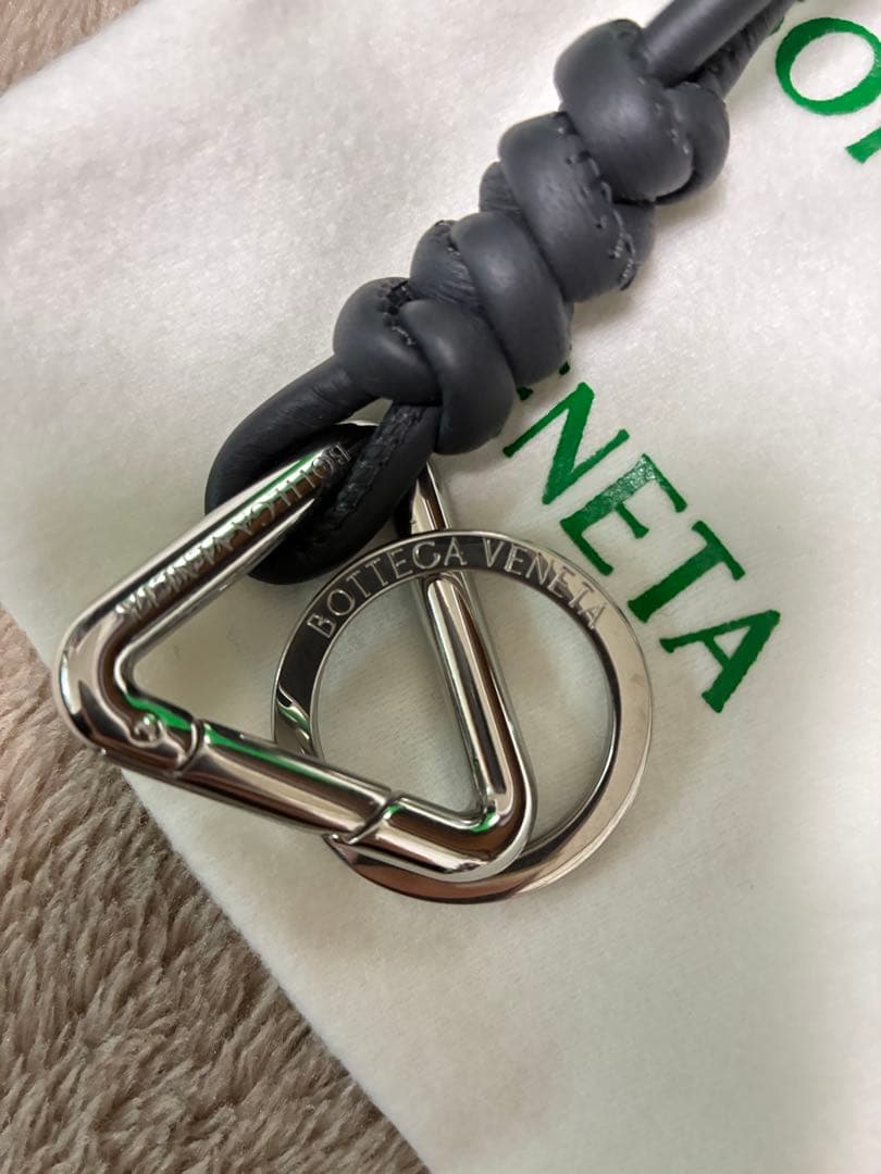 レイチェル様専用 BOTTEGA VENETA トライアングル キーリング ネロ