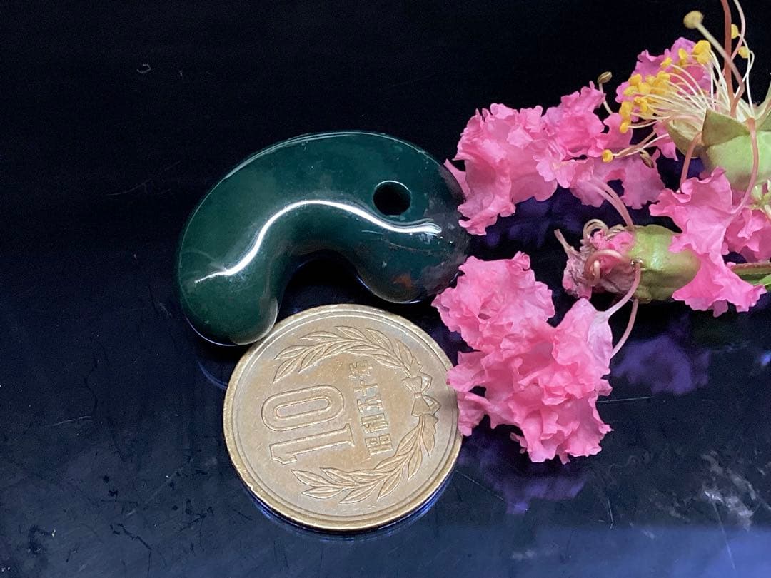 神宿る【 出雲石(青緑色の碧玉) 】島根県花仙山瑪瑙 青瑪瑙 出雲