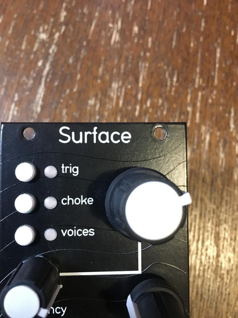 Qu-bit Electronix Surface - メルカリ