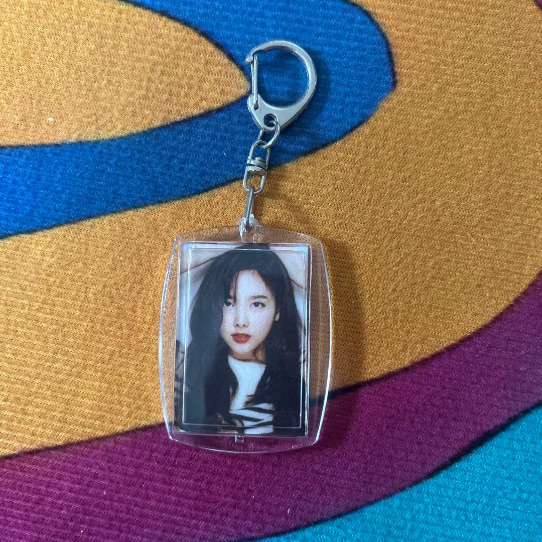 TWICE ナヨン キーホルダー - メルカリ